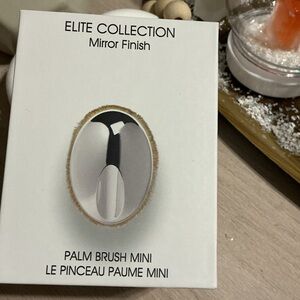 Mirror Finish Palm Brush Mini - #artis